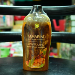 Pornthap salt body scub 600g - Image 9